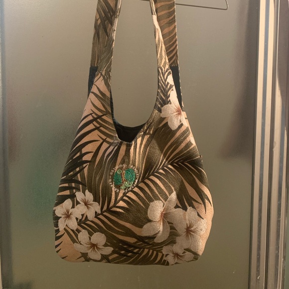 Mailelani’s Hawaiian bag - Picture 2 of 3